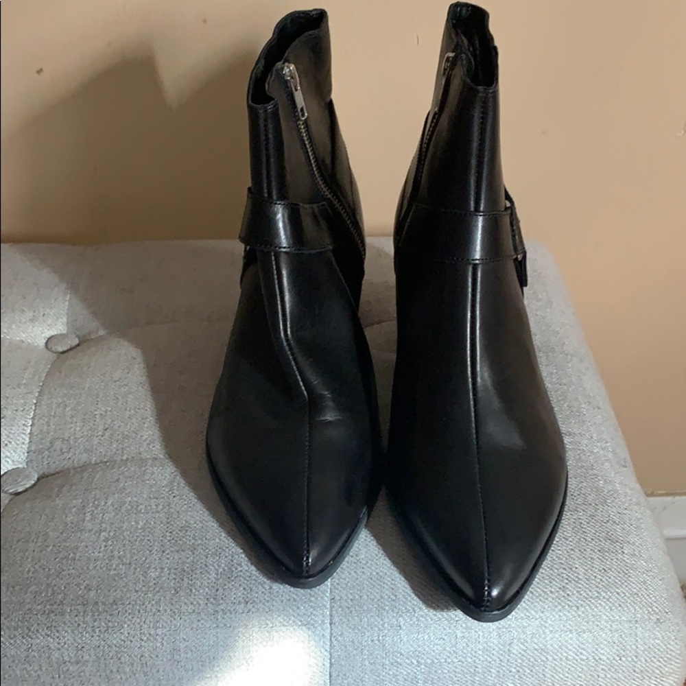 Black leather stacked heel pointed toe boot